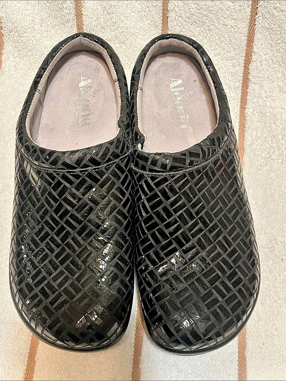 Alegria KAY-7702 Black Geometric Flats Mules Clog EU 37